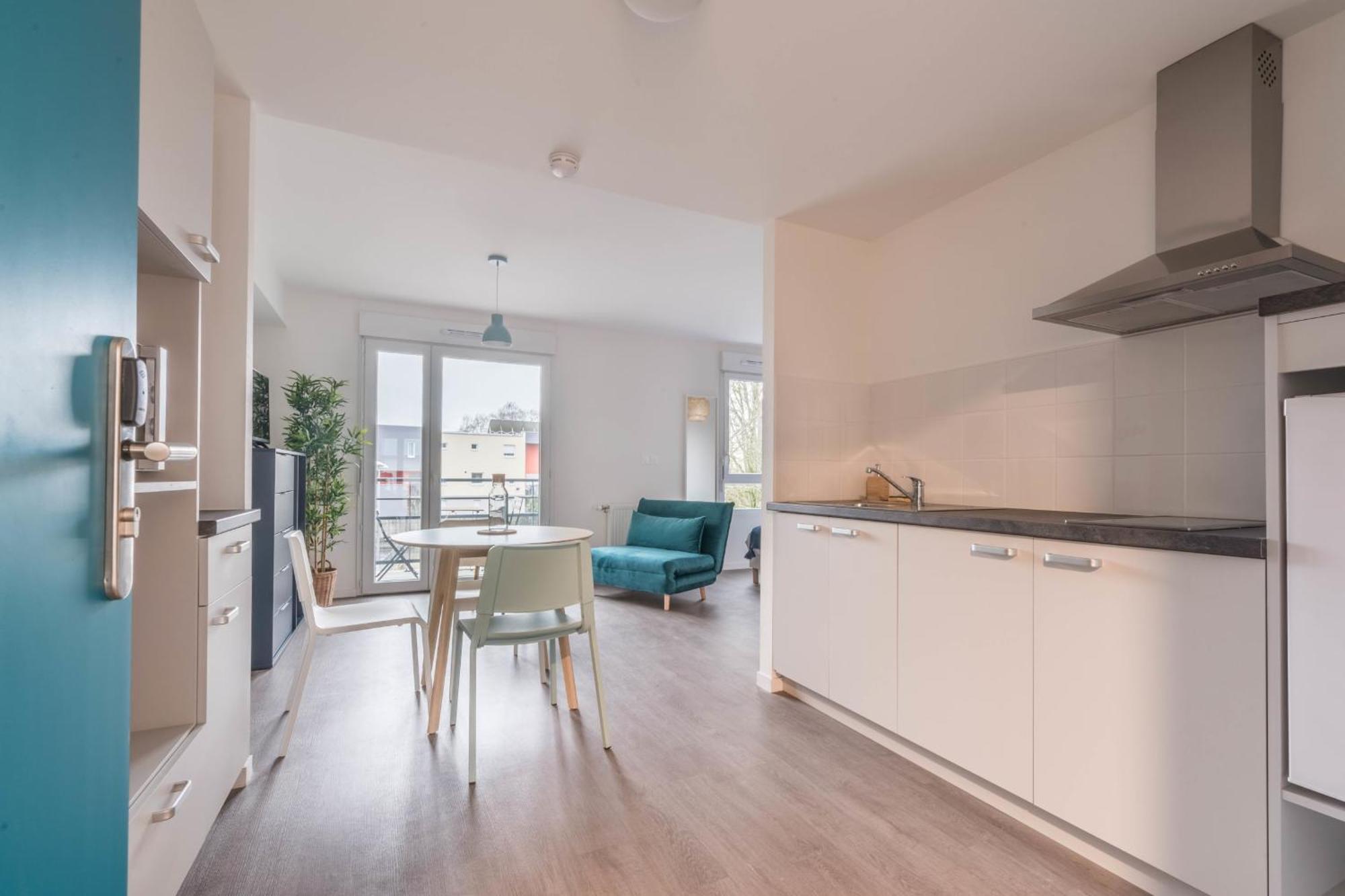 Apartamento PIERRICK - Studio proche gare, Wifi, arrivée 24 24 Le Mans Exterior foto