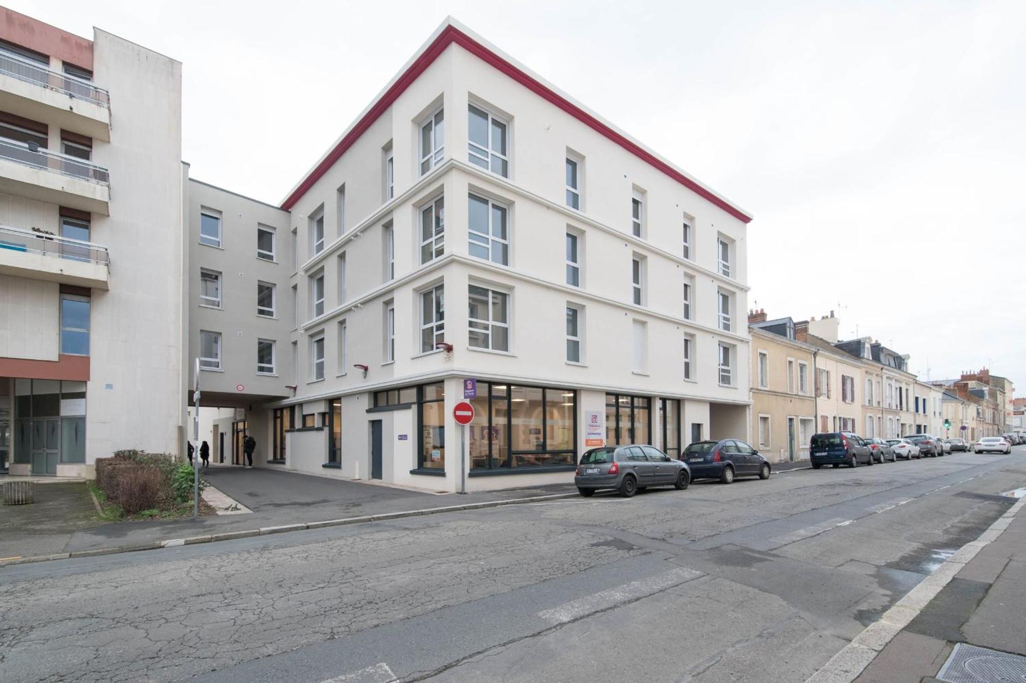 Apartamento PIERRICK - Studio proche gare, Wifi, arrivée 24 24 Le Mans Exterior foto